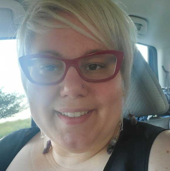 Meet your Posher, Corey - Picture 3 of 4